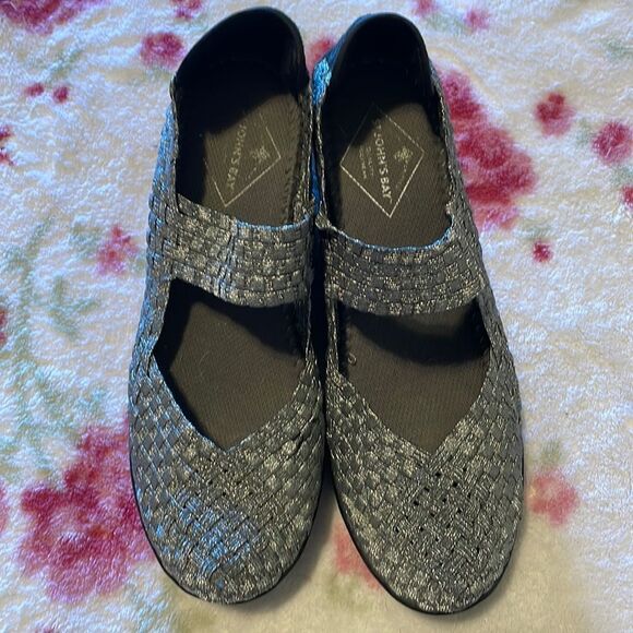 St John’s Bay lightweight woven shoes - Picture 1 of 6
